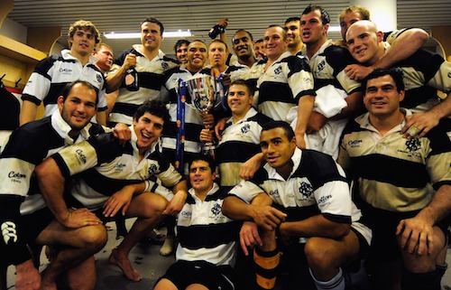 The 2009 Barbarians celebrate after beating New Zealand
