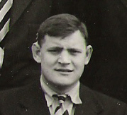 Profile photo of Robin Henderson Thompson - Barbarians Player from 1954 to 1955